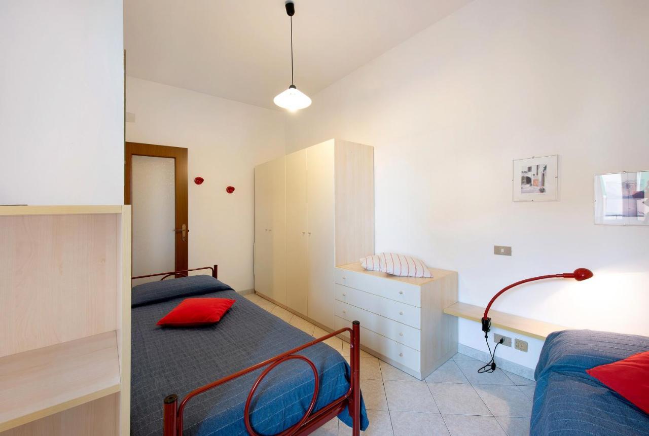 Trilocale Mazzini Con 2 Balconi Apartment Varazze Ngoại thất bức ảnh