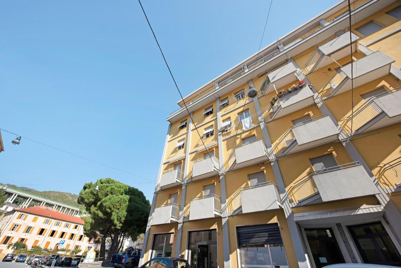 Trilocale Mazzini Con 2 Balconi Apartment Varazze Ngoại thất bức ảnh